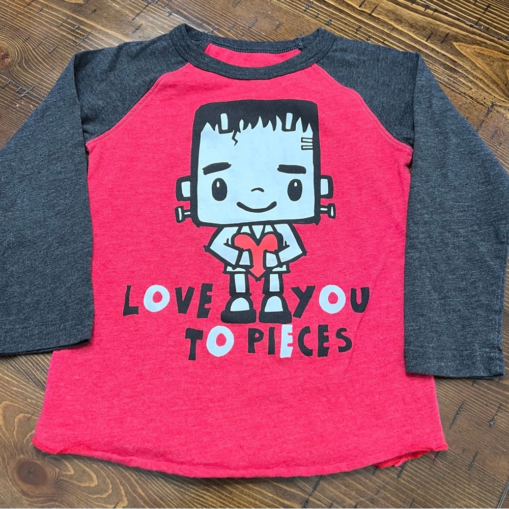 3t Valentine’s Day tee